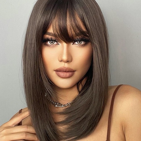 Shoulder length Wig Brunette Bangs brown hair - Picture 7 of 7